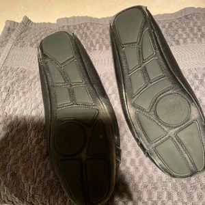 Micheal Kors black and silver flats